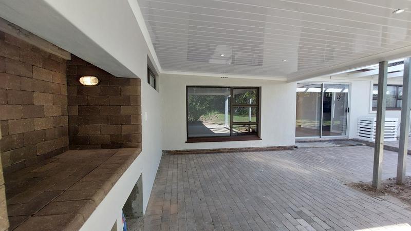 To Let 3 Bedroom Property for Rent in Schoongezicht Western Cape